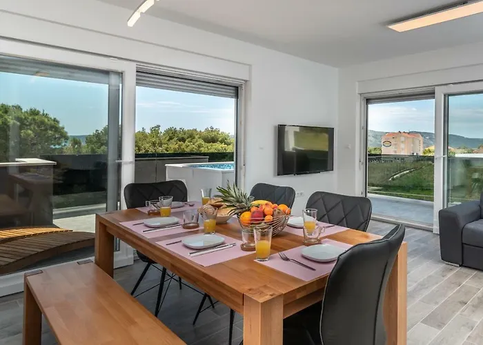 Apartment Helena Trogir